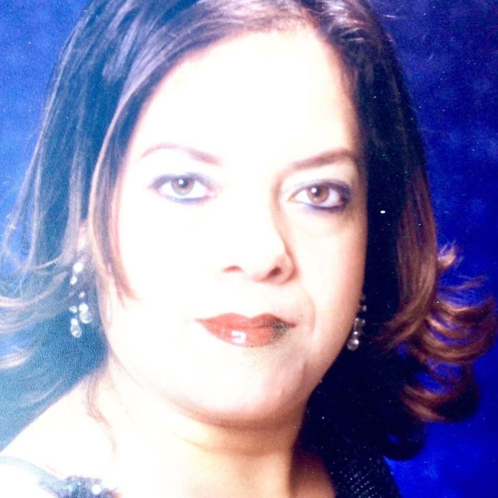 Meet your Posher, Maria d.